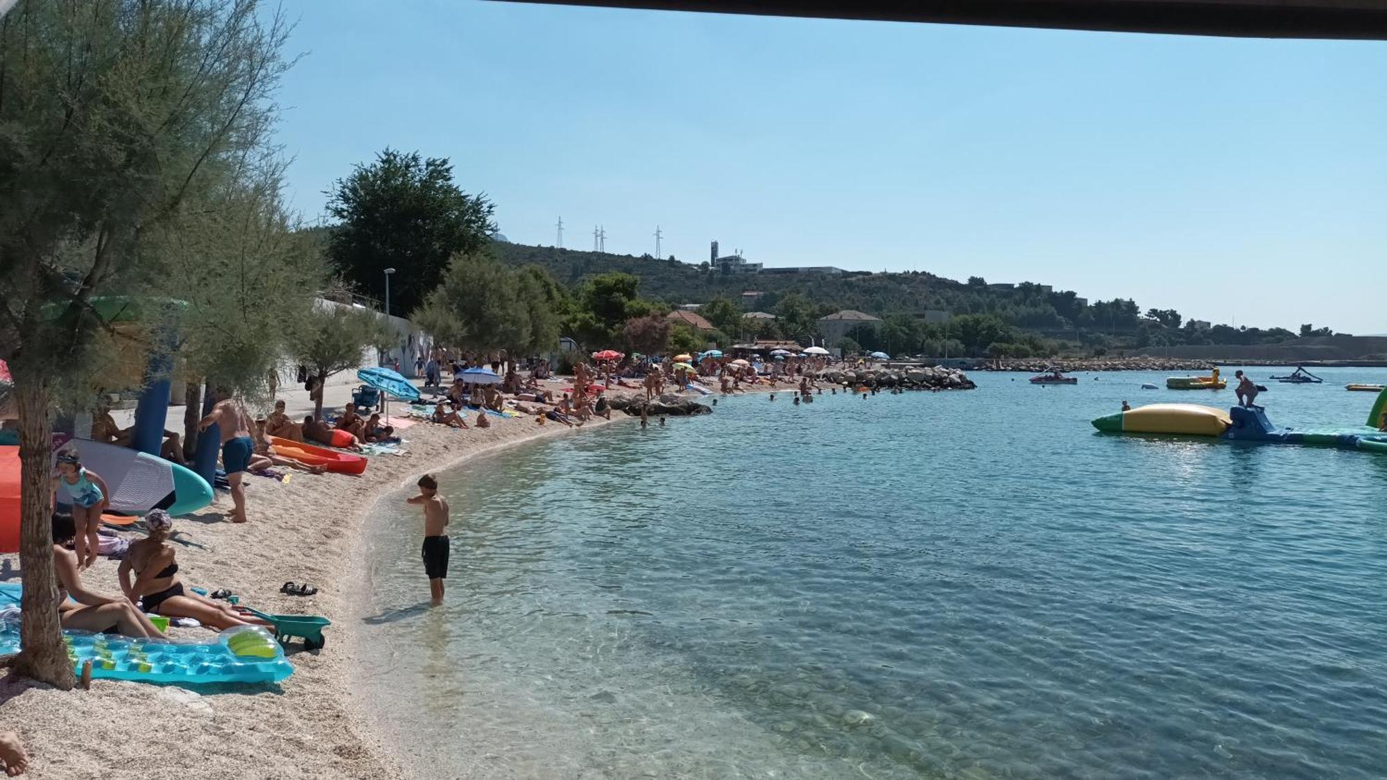 Ferienwohnung Cici Dugi Rat Exterior foto